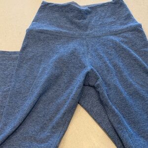 Beyond Yoga Women's Heathered Blue Leggings